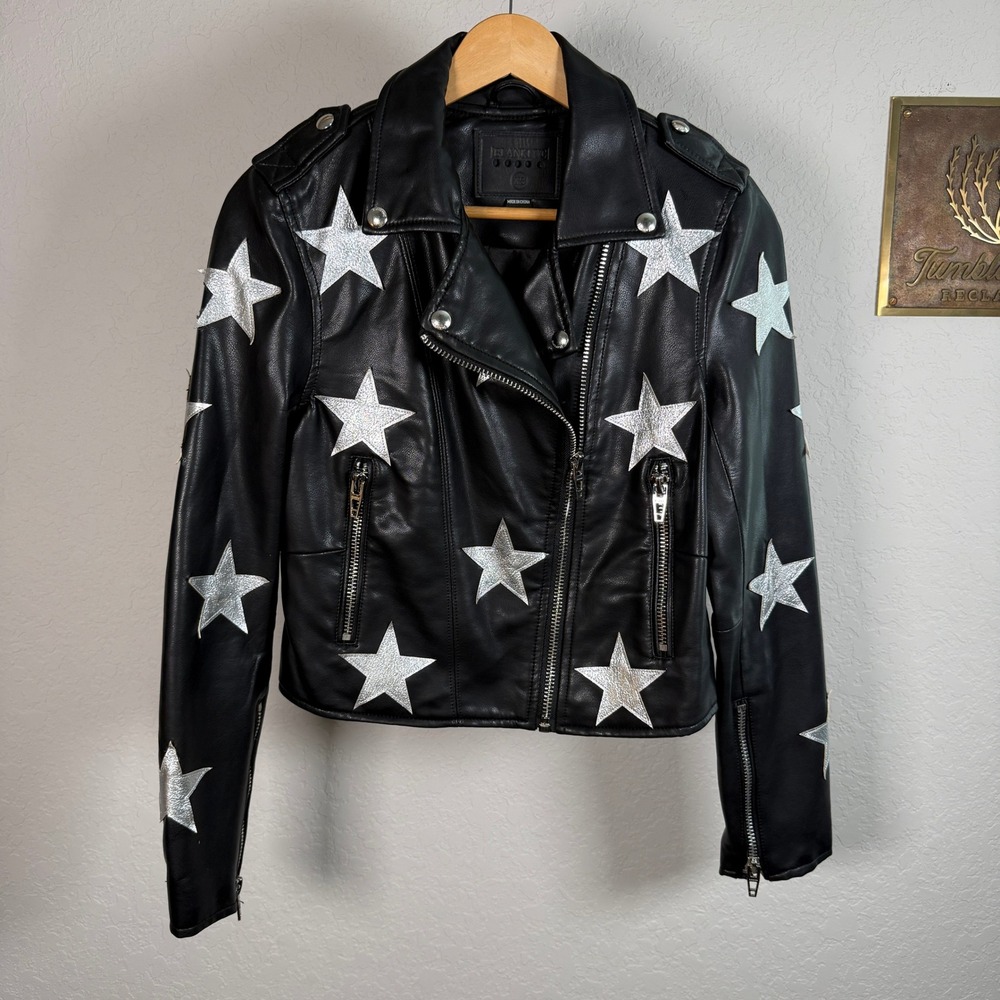 Blank NYC Black Vegan Leather Star Moto Jacket Silver Metallic 24XA5079 XS - Picture 2 of 8